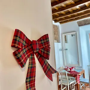 Apartment Scent Of Trastevere, Rome