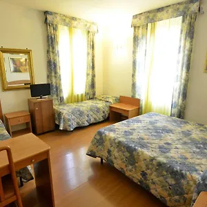 Tirreno Рим